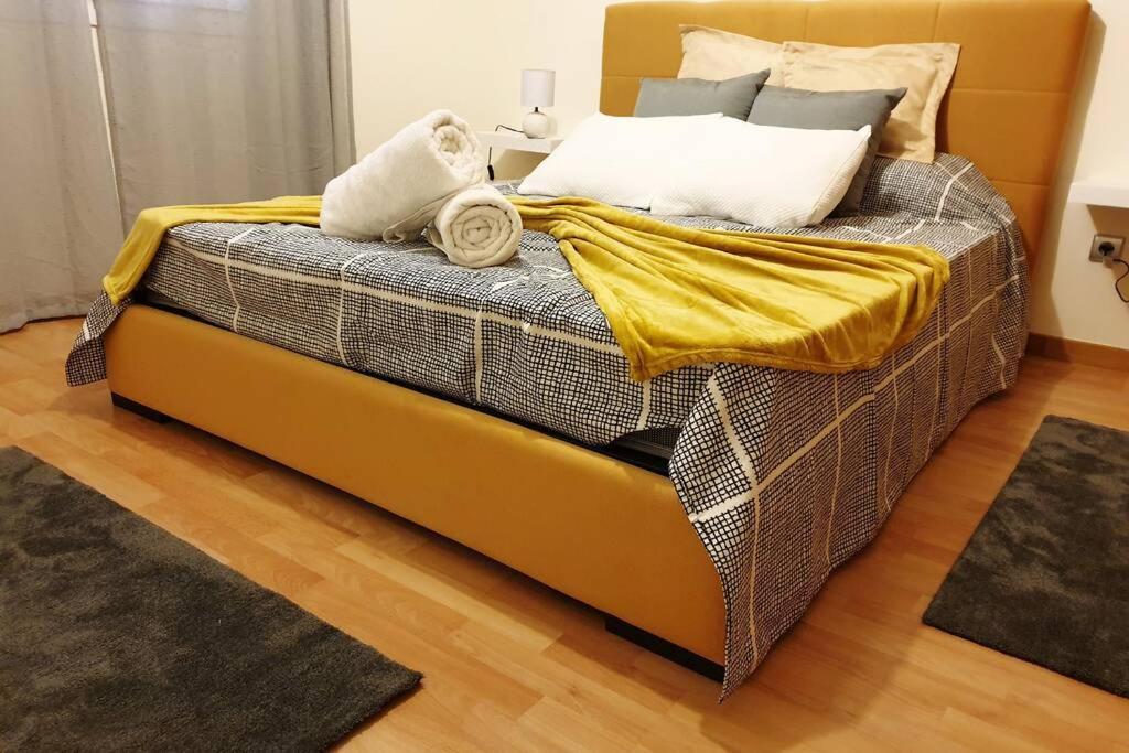 Hill & Sea House Apartment Ribeira Grande Bagian luar foto